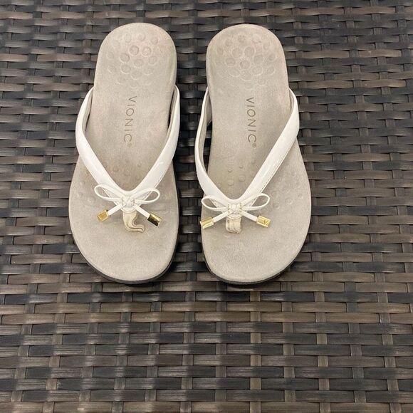 Vionic sandals, women’s size 7 - Picture 2 of 6